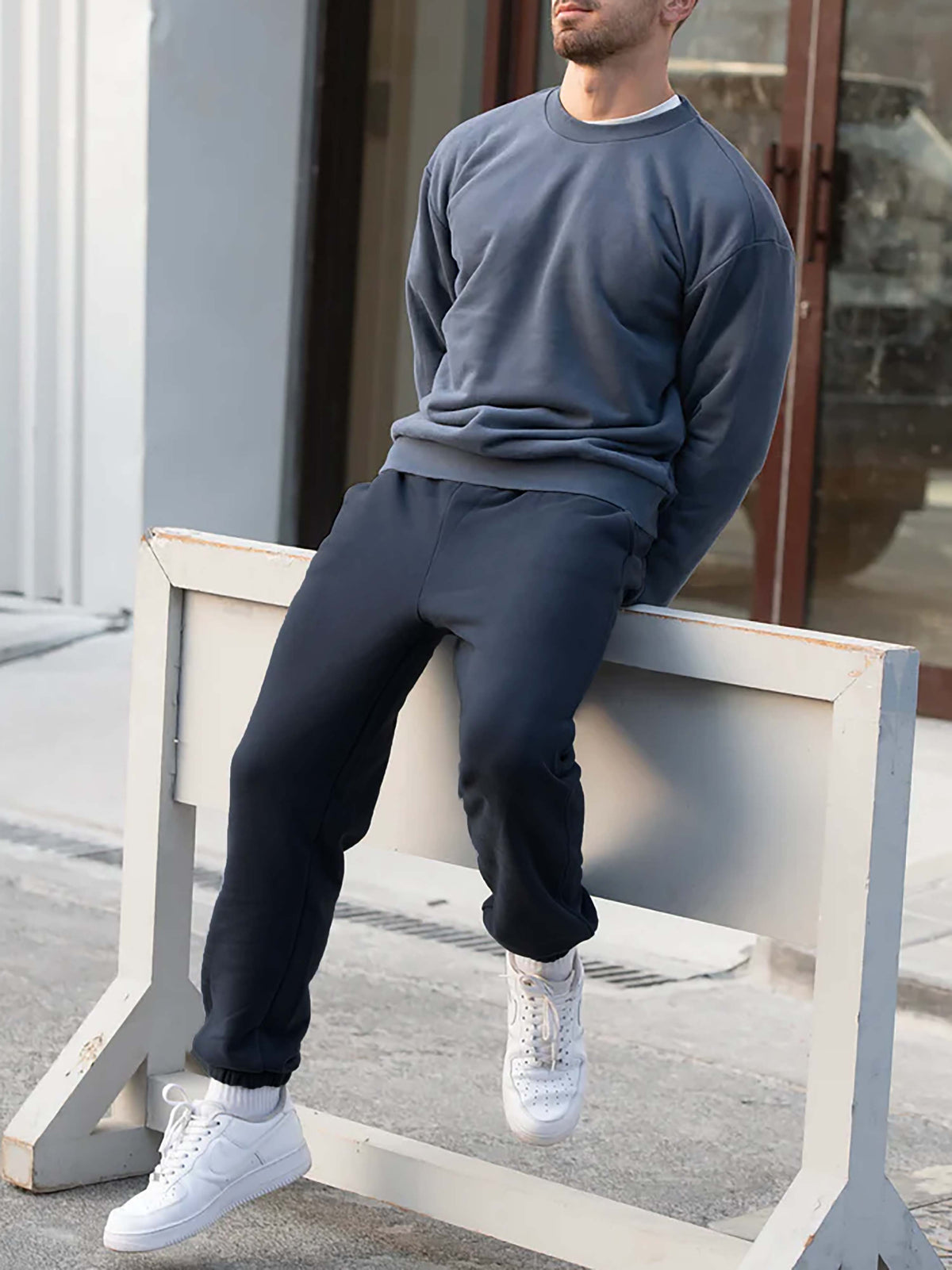 Men’s Ultimate Heavyweight Sweatpants in Navy - Hat and Beyond fleece joggers