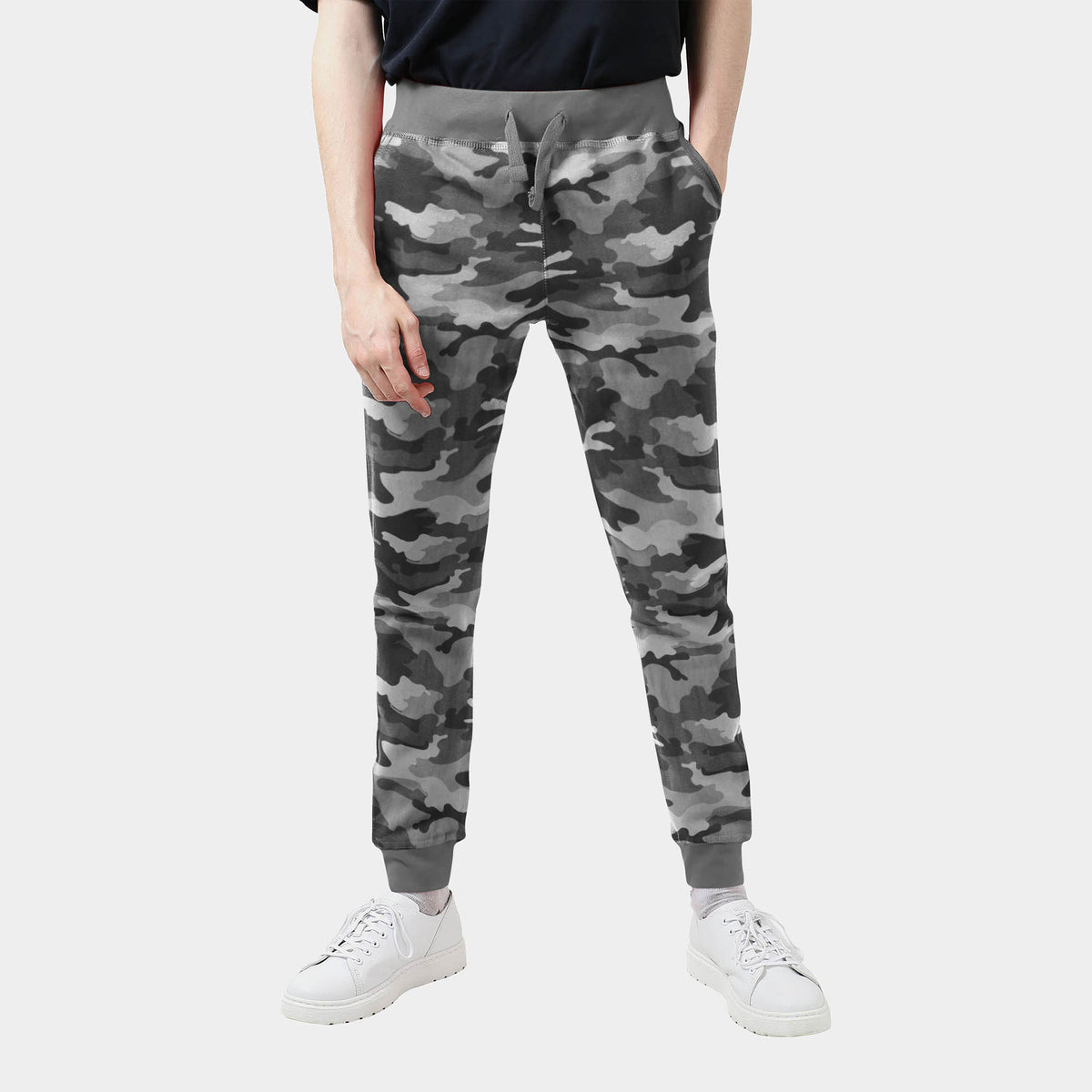 Men’s Fleece Joggers in joggers_sweatpants_jogging pants_track pants_track pants men_mens sweatpants_boys joggers_mens tracksuit bottoms_Camo Gray - Hat and Beyond fleece joggers