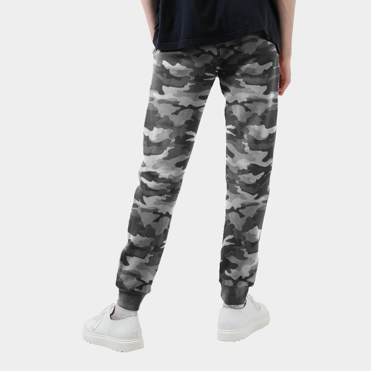 Men’s Fleece Joggers in joggers_sweatpants_jogging pants_track pants_track pants men_mens sweatpants_boys joggers_mens tracksuit bottoms_Camo Gray - Hat and Beyond fleece joggers