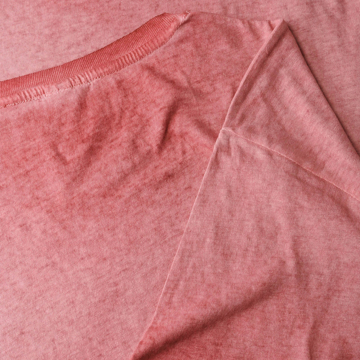 Men’s Oil Washed T-Shirt in tshirt_t shirts for men_tee shirts_cheap t shirts_t shirt designs_plain t shirts_zara t shirt_sport t shirt_hollister t shirt_bulk t shirt_Brick Red - H