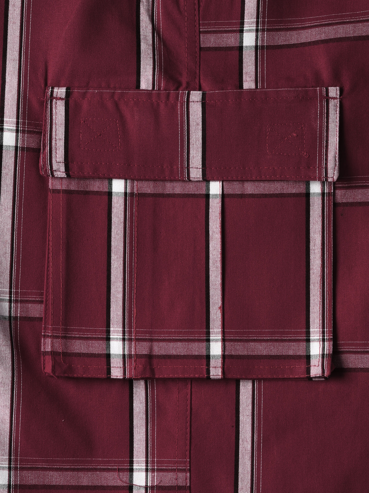 Men’s Checkered Plaid Cargo Shorts in Burgundy - Hat and Beyond casual shorts