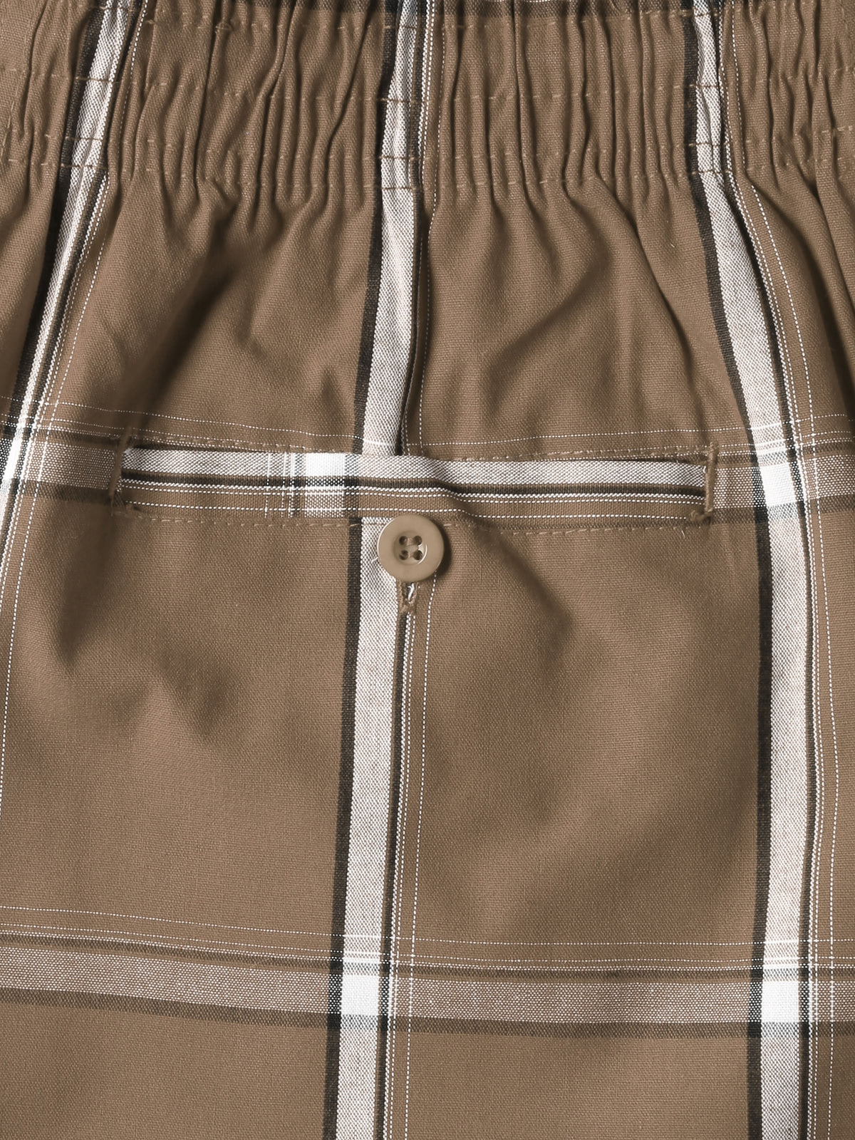 Men’s Checkered Plaid Cargo Shorts in Khaki - Hat and Beyond casual shorts