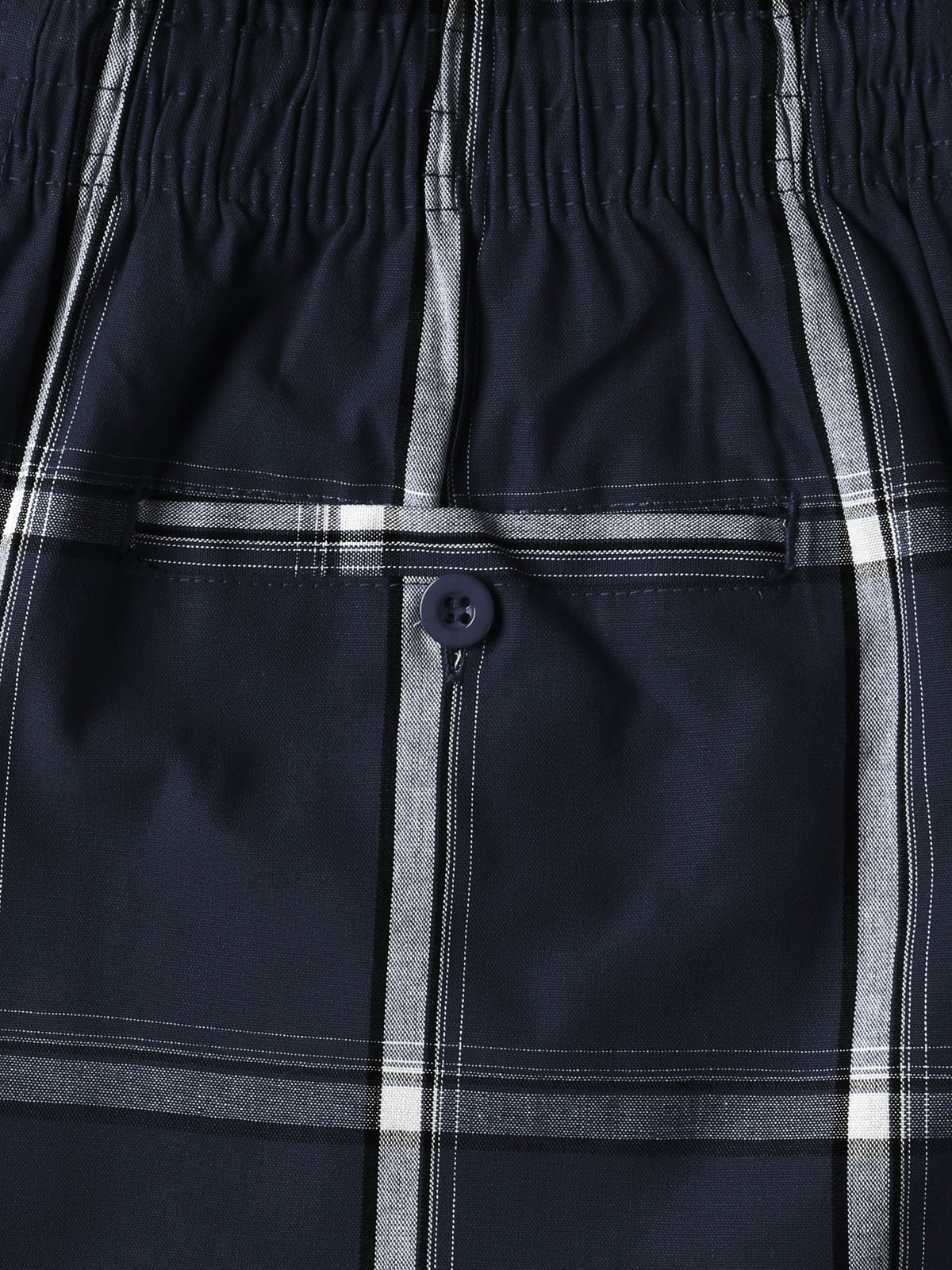 Men’s Checkered Plaid Cargo Shorts in Navy - Hat and Beyond casual shorts