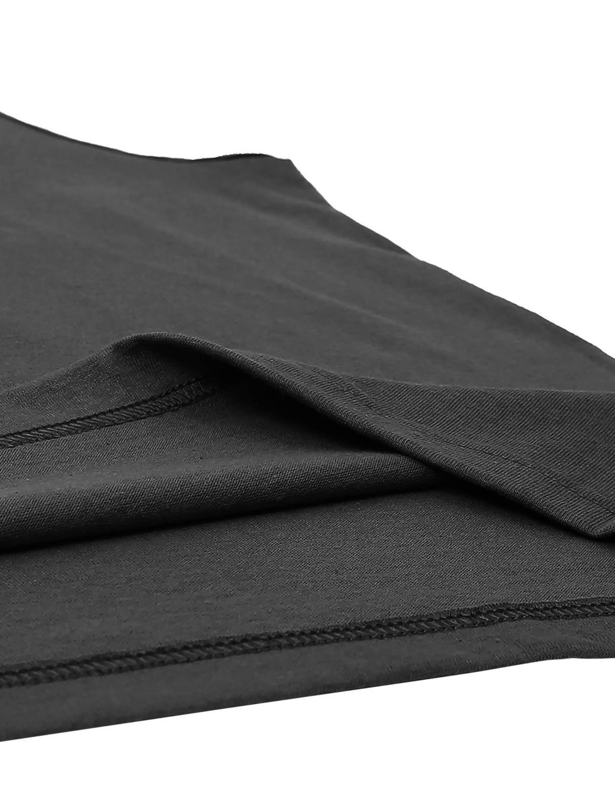 Men’s Muscle Fit Workout Sleeveless Tank Top in Black - Hat and Beyond tank top