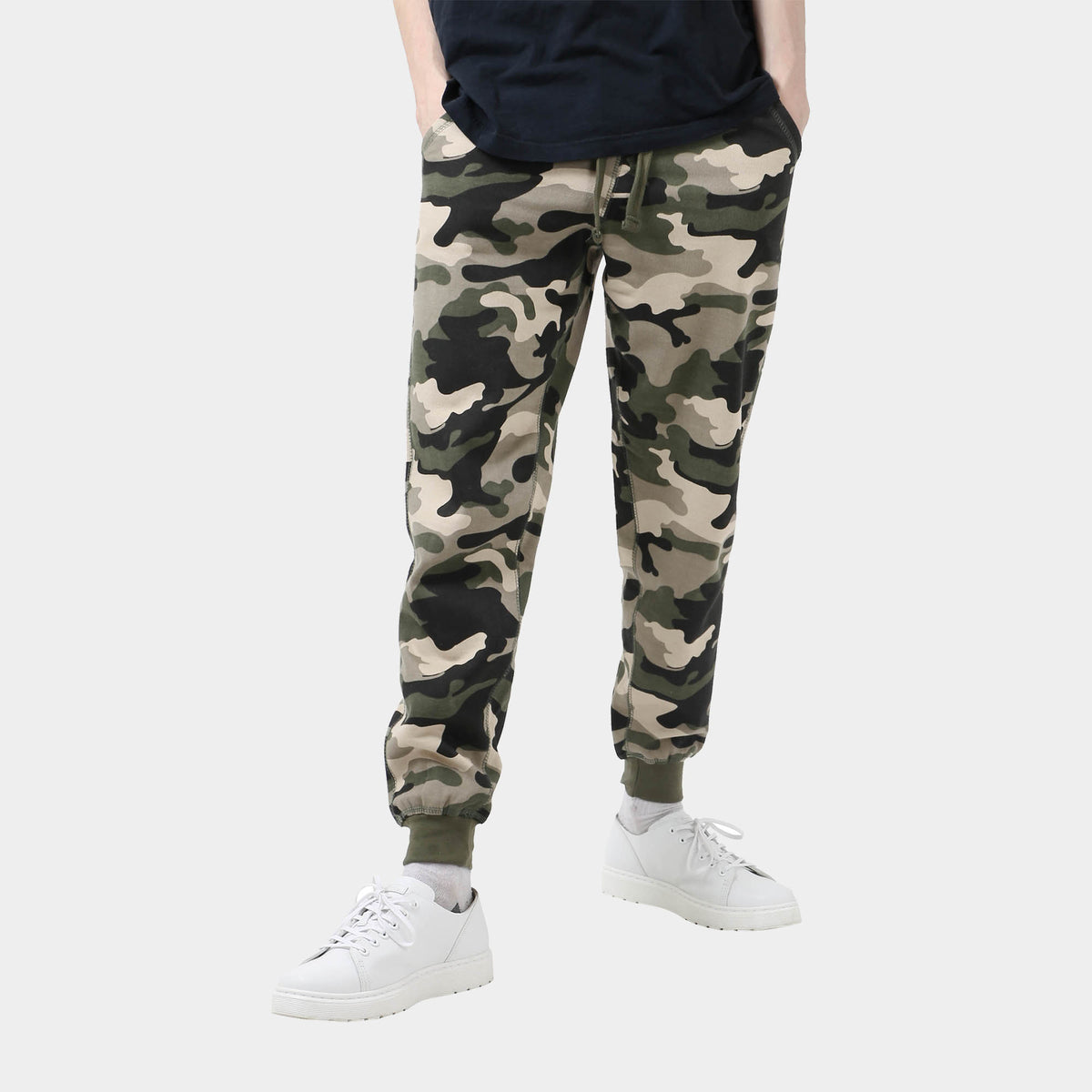 Men’s Basic Joggers in mens joggers_jogger pants_skinny jogger_mens skinny joggers_skinny sweatpants_boys skinny joggers_super skinny joggers_skinny tracksuit_thin sweatpants_mens 
