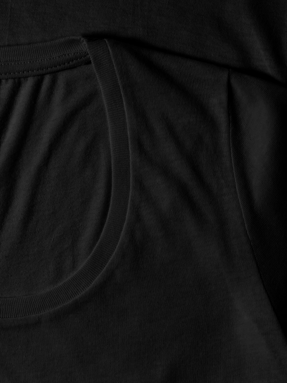 Women’s Lightweight Scoop Neck Short Sleeve T Shirt in Black - Hat and Beyond blank tee