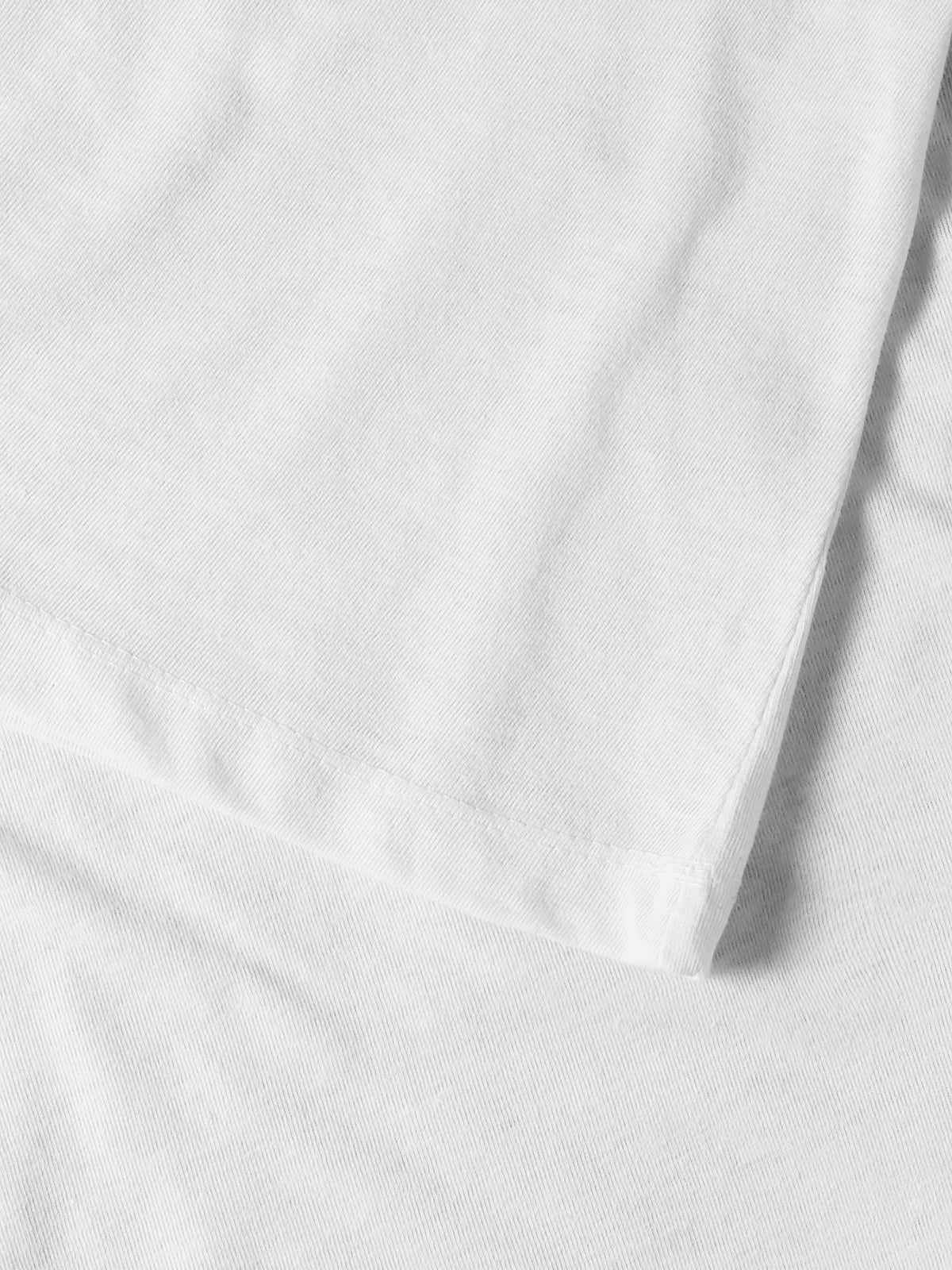 Women’s Lightweight Scoop Neck Short Sleeve T Shirt in White - Hat and Beyond blank tee